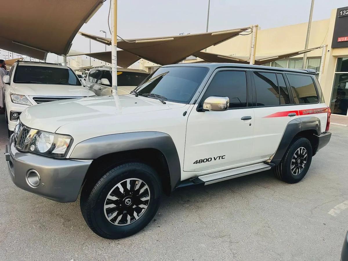 Nissan Patrol Safari Super Safari 2020 - GCC Specs - Excellent Condition-1-1
