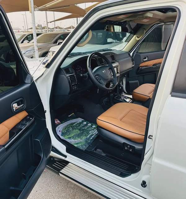 Nissan Patrol Safari Super Safari 2020 - GCC Specs - Excellent Condition