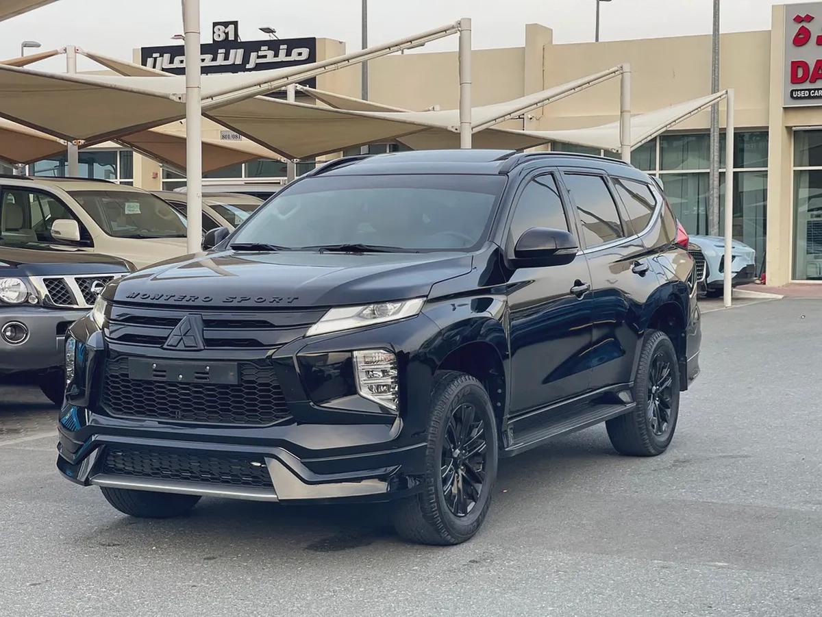 2023 Mitsubishi Montero Sport Signature Edition Black - GCC Specs-0-0