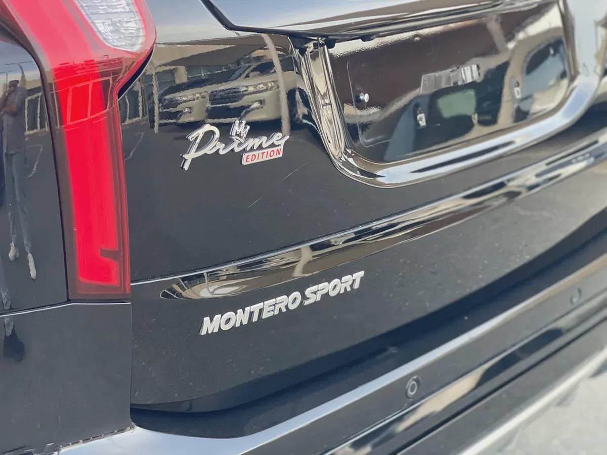 2023 Mitsubishi Montero Sport Signature Edition Black - GCC Specs-4-4