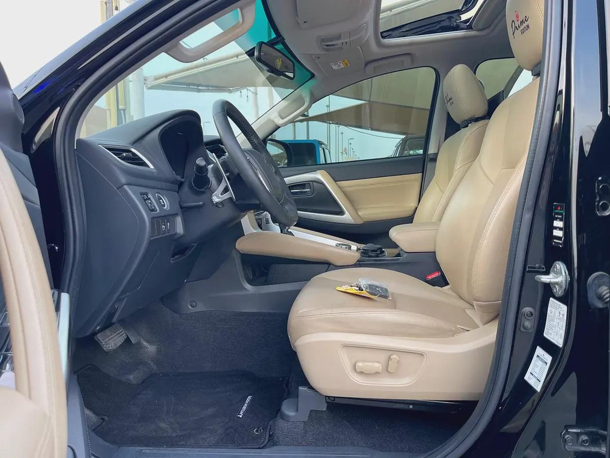 2023 Mitsubishi Montero Sport Signature Edition Black - GCC Specs-9-9