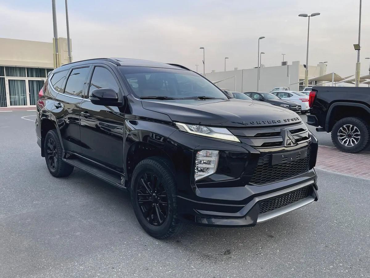 2023 Mitsubishi Montero Sport Signature Edition Black - GCC Specs-18-18