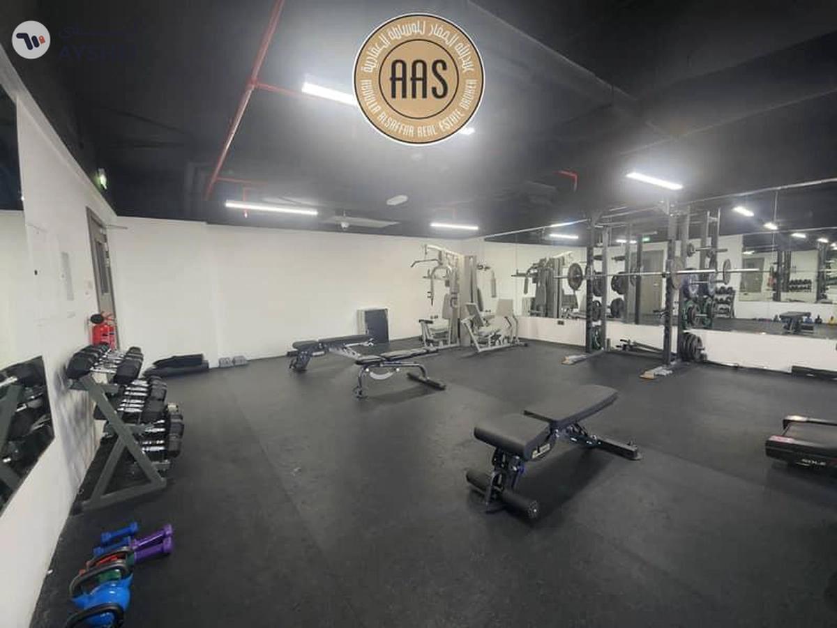 Like a brand new 3bhk with storage//rent140k//all amenities//prime location in arjan-17-17