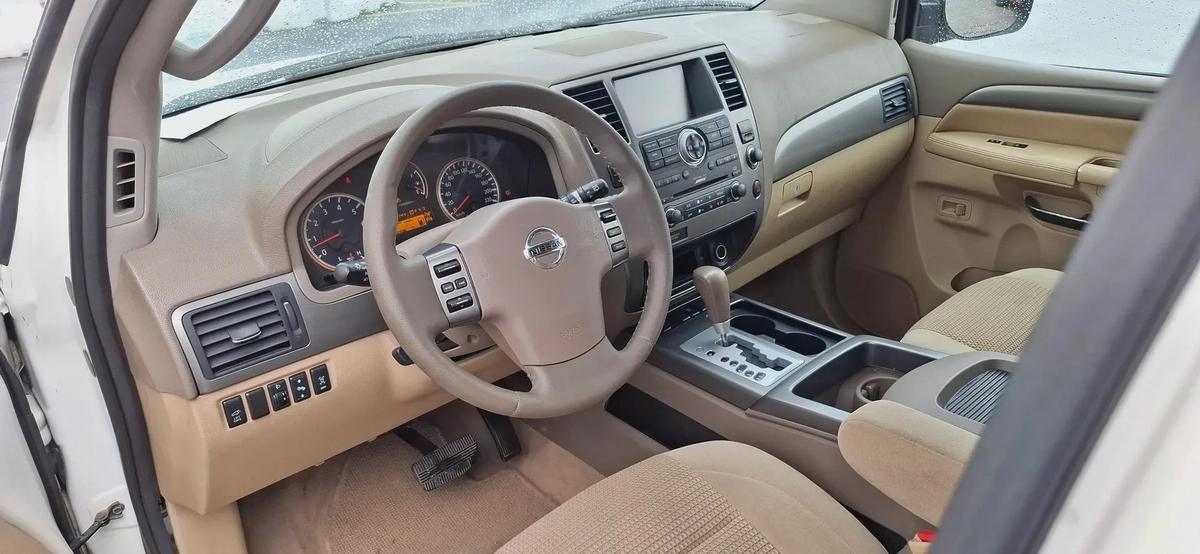 نيسان أرمادا 2011 خليجي بحالة ممتازة-9-9