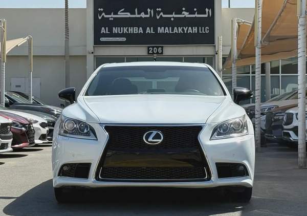 LEXUS - LS460 - F SPORT - CRAFTED LINE - V8 - 4,6L - AWD - AMERICAN SPECS VERY GOOD CONDITION