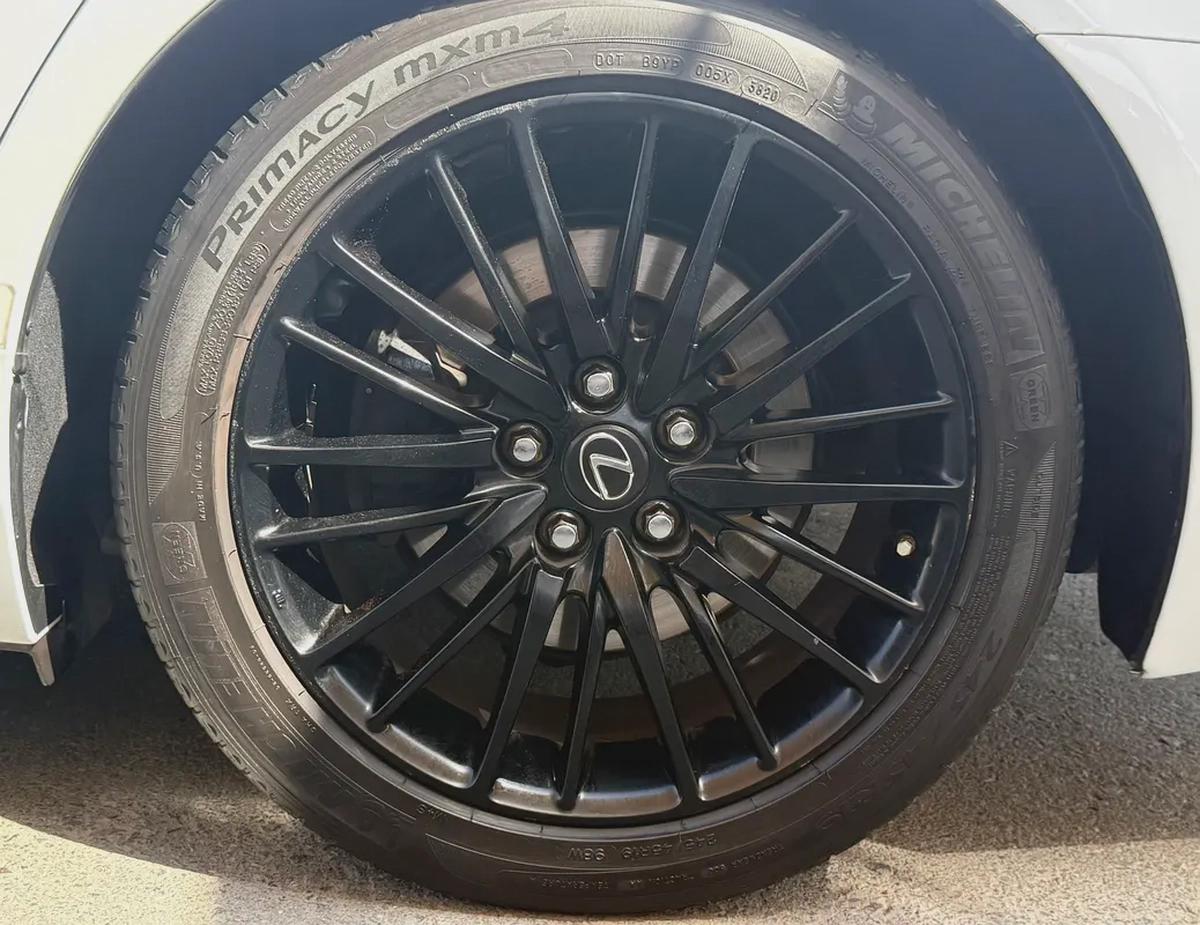LEXUS - LS460 - F SPORT - CRAFTED LINE - V8 - 4,6L - AWD - AMERICAN SPECS VERY GOOD CONDITION-16-16