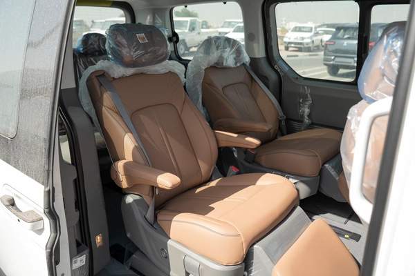 HYUNDAI STARIA 3.5L VIP 7 SEATER ROYAL EDITION
