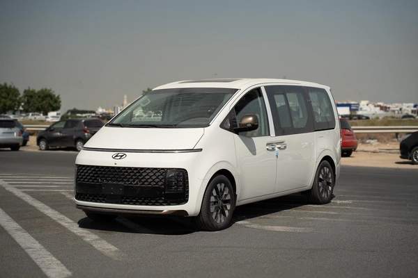 HYUNDAI STARIA 3.5L VIP 7 SEATER ROYAL EDITION