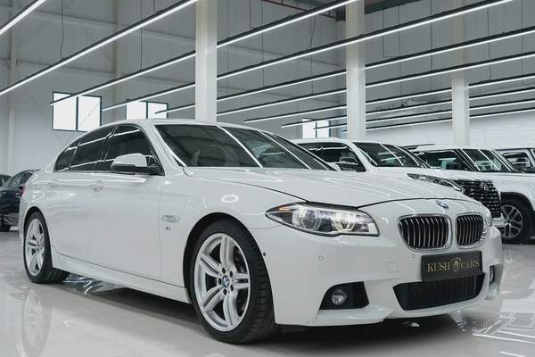 2016 BMW 5-SERIES 528i M-KIT | GCC SPECS | EXCELLENT CONDITION