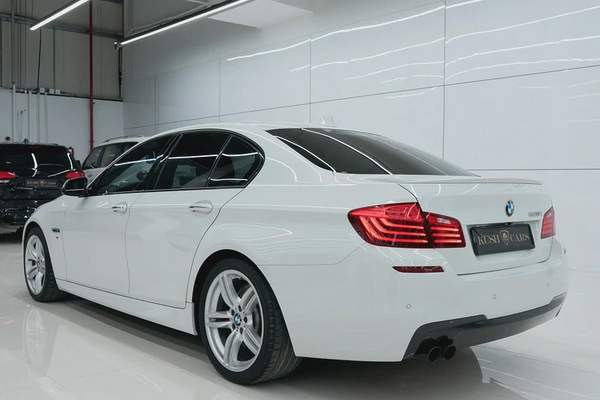 2016 BMW 5-SERIES 528i M-KIT | GCC SPECS | EXCELLENT CONDITION