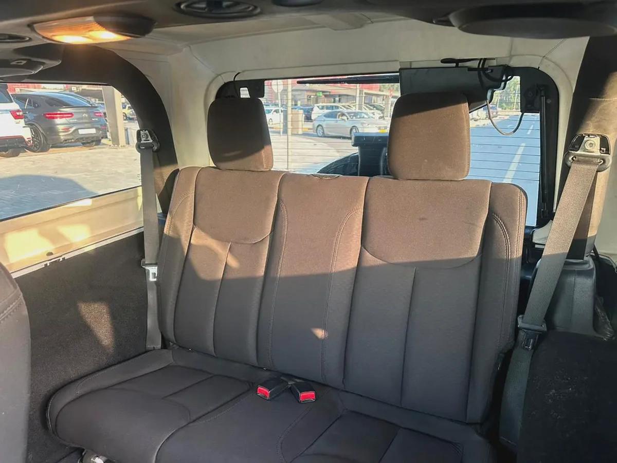 جيب رانجلر سبورت 2014 مواصفات خليجية بحالة جيدة-7-7