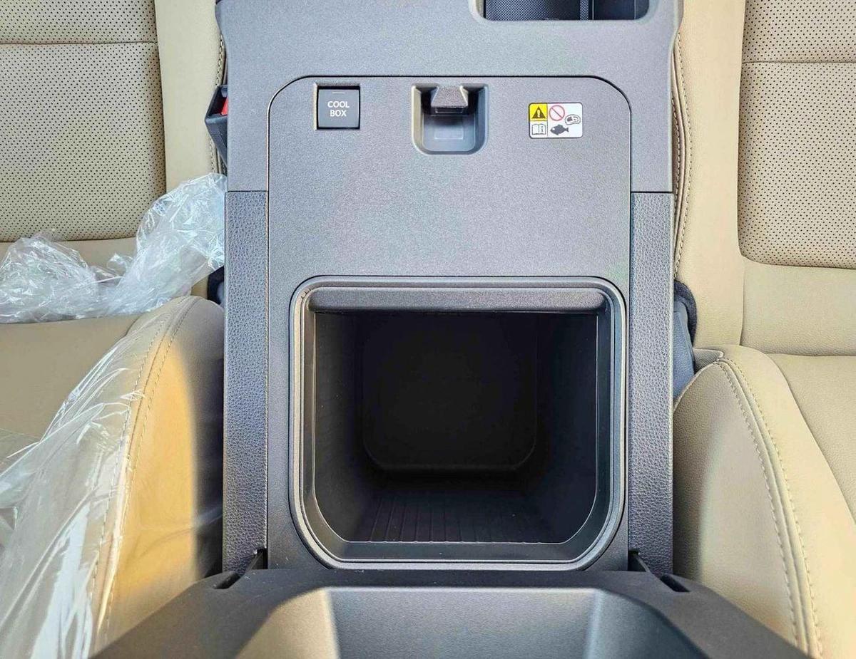 Toyota Prado LC250 / ALL ROUNDER / 2.4T V4 PETROL / SUNROOF / LEATHER SEATS (CODE # P24AR)-13-13