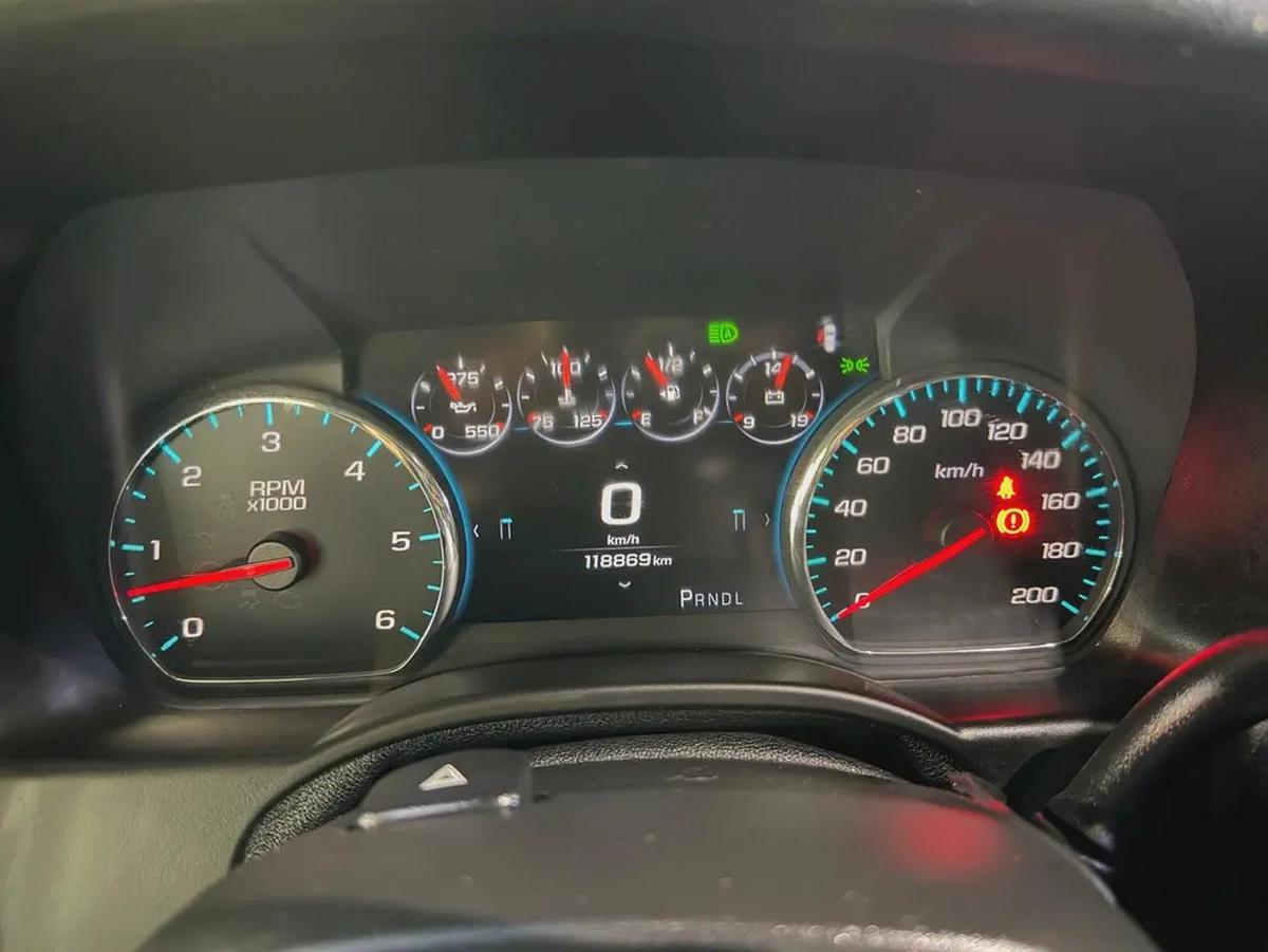 GCC,TAHOE 2017 118000KM FREE ACCIDENT FIRST OWNER ORIGINAL PAINT FULL OPTION EXCELLENT CONDITION-19-19