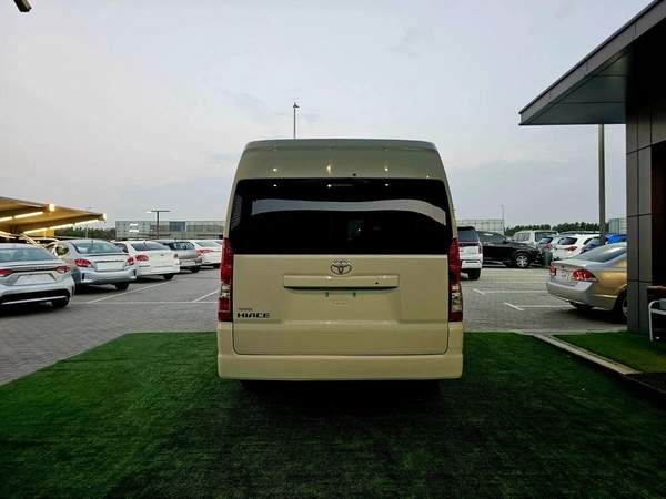Toyota Hiace HIACE PASSENGER / PETROL MANUAL / 3.5 V6 / HIGH ROOF