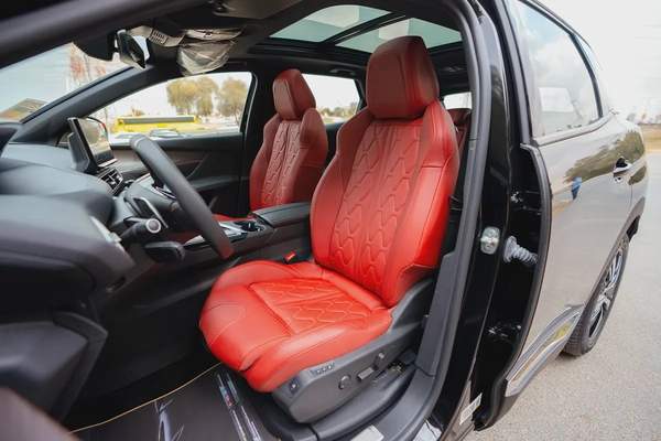 AED 1,175/Month | 3008 GT Line | Manufacturer Warranty | GCC Specs | REF#P10402