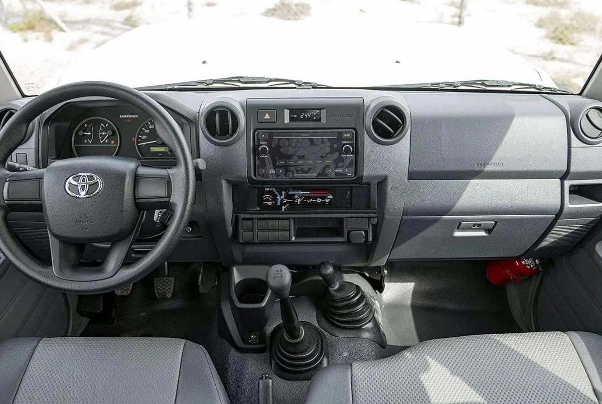 Toyota Land Cruiser 70 D/C 4.2 DIESEL-5-5
