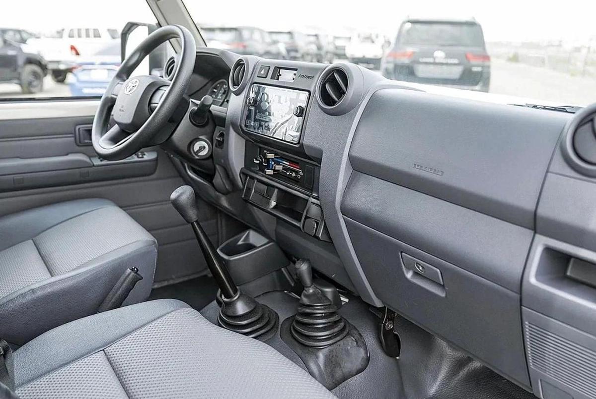Toyota Land Cruiser 70 D/C 4.2 DIESEL-13-13