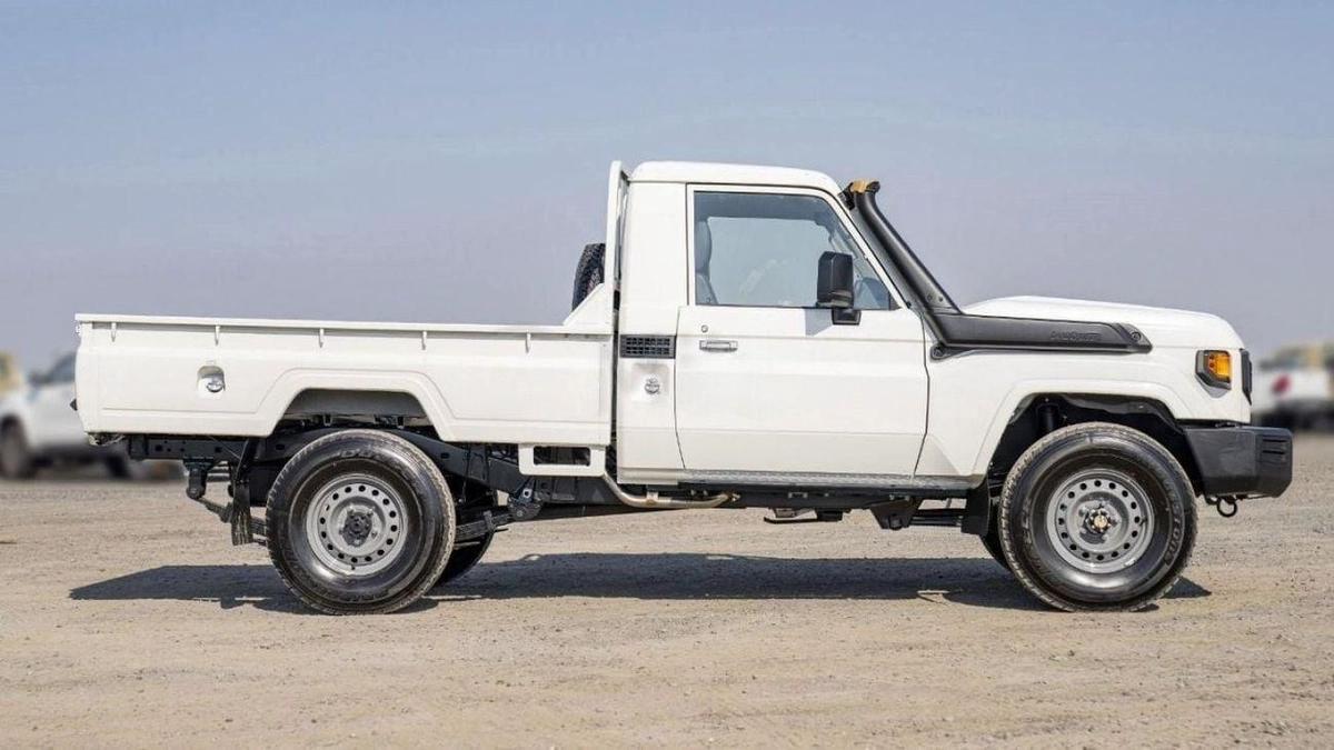 Toyota Land Cruiser Pick Up Land cruiser pickup lc79 single cabin 4.2L diesel V6 MY2025-2-2