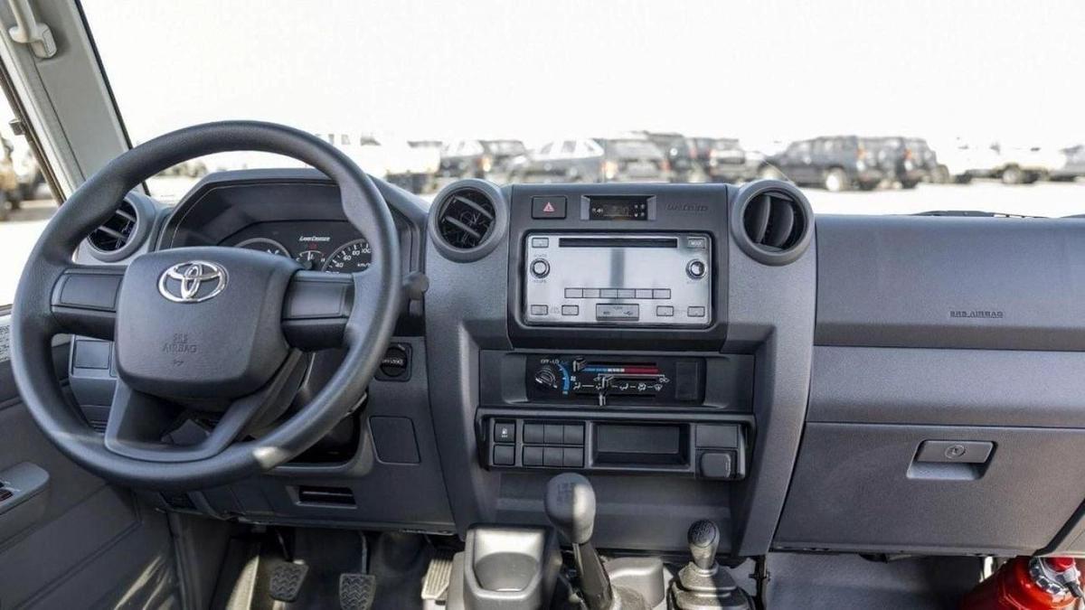 Toyota Land Cruiser Pick Up Land cruiser pickup lc79 single cabin 4.2L diesel V6 MY2025-9-9