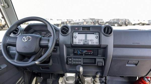 Toyota Land Cruiser Pick Up Land cruiser pickup lc79 single cabin 4.2L diesel V6 MY2025
