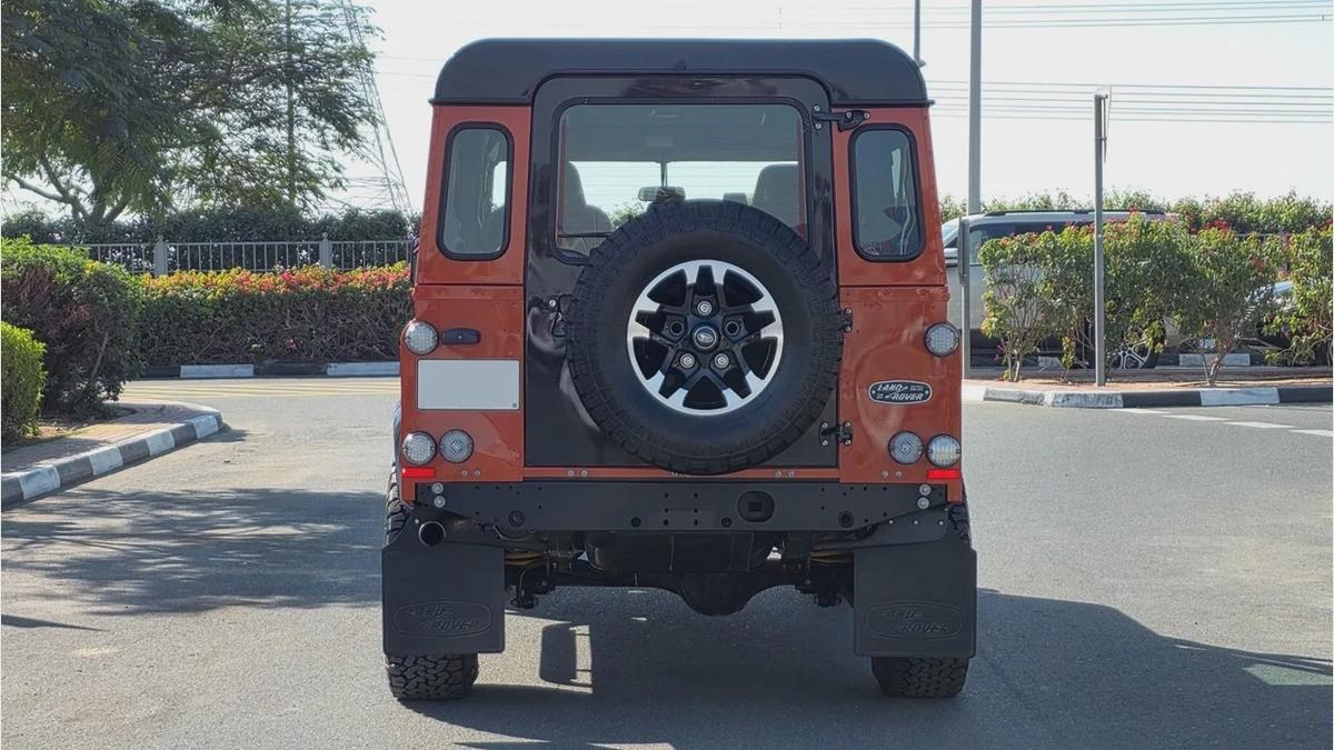 2016 Land Rover Defender 110 (Diesel Manual)-7-7