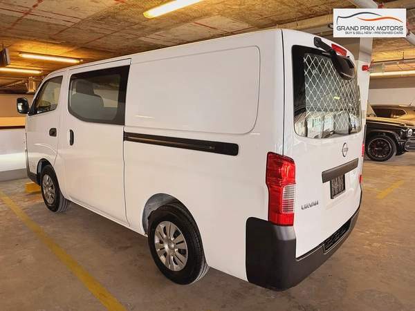 Nissan Urvan NV350 6 Seater Manual 2023 Model GCC Specs With Service History In Perfect Condition
