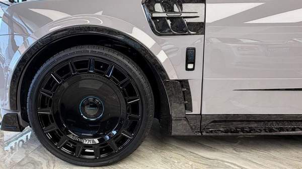 Rolls-Royce Cullinan Rolls‑Royce Cullinan Original Mansory Crafted – 2026