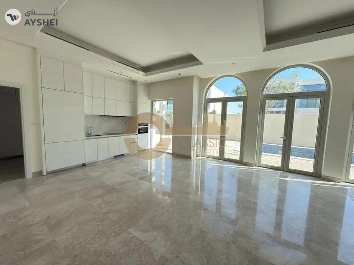 Mediterranean | Rare Layout | 5 Bed Potential-3-3