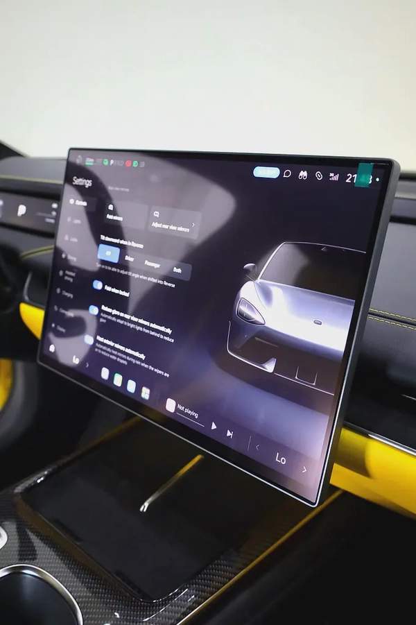 XIAOMI SU7 ULTRA FULLY LOADED + CARBON EXT / INT