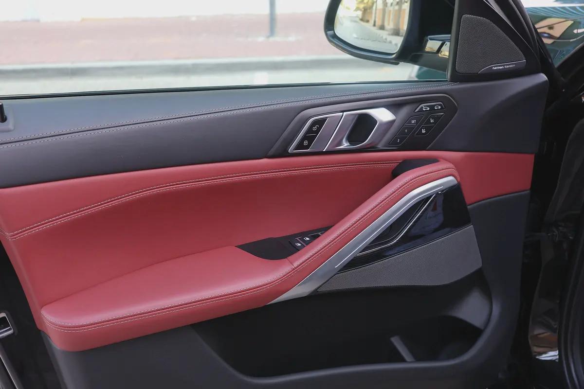 BMW X6 -Xdrive40i M SPORT-2024-65000KM-GCC SPECS-UNDER WARRANT-EXCELLENT CONDITION-10-10