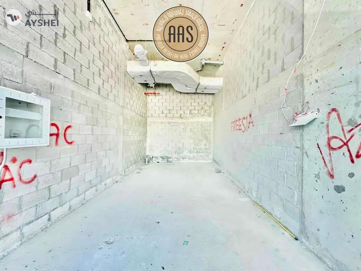 2 months grace period •• lagoon + burj khalifa view •• hot offer •• with 12 cheques-6-6