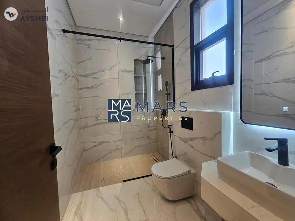 Villa-5 bedrooms in Al Hoshi – Close to the Main Entrance of the Area-10-10