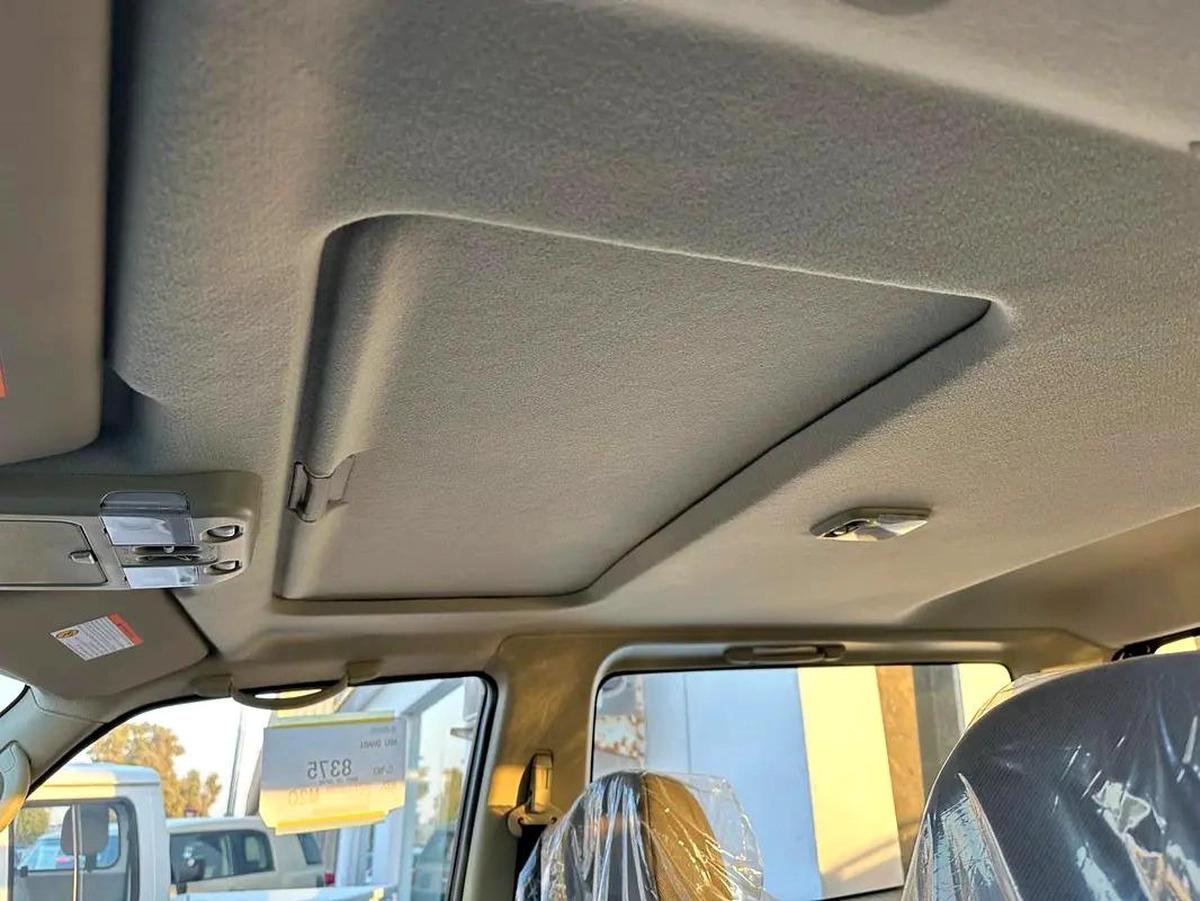 Nissan Safari Astoora 2024 0km Manual Transmission-1-1