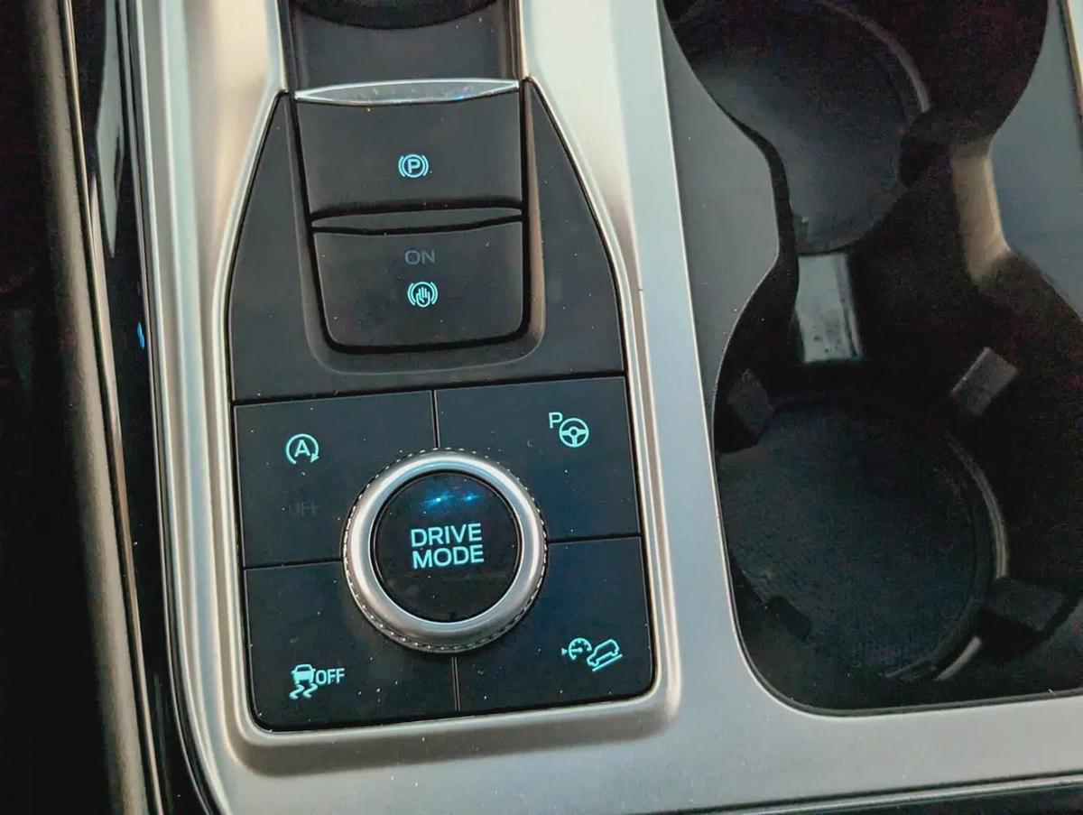 FORD EXPLORER 2021 ST FULL OPTION GCC ORIGINAL PAINT IN EXCELLENT CONDITION-7-7