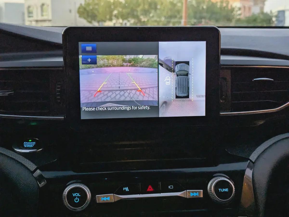 FORD EXPLORER 2021 ST FULL OPTION GCC ORIGINAL PAINT IN EXCELLENT CONDITION-8-8