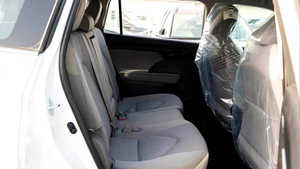 2026 Toyota Highlander LE 2.5 AT Hybrid