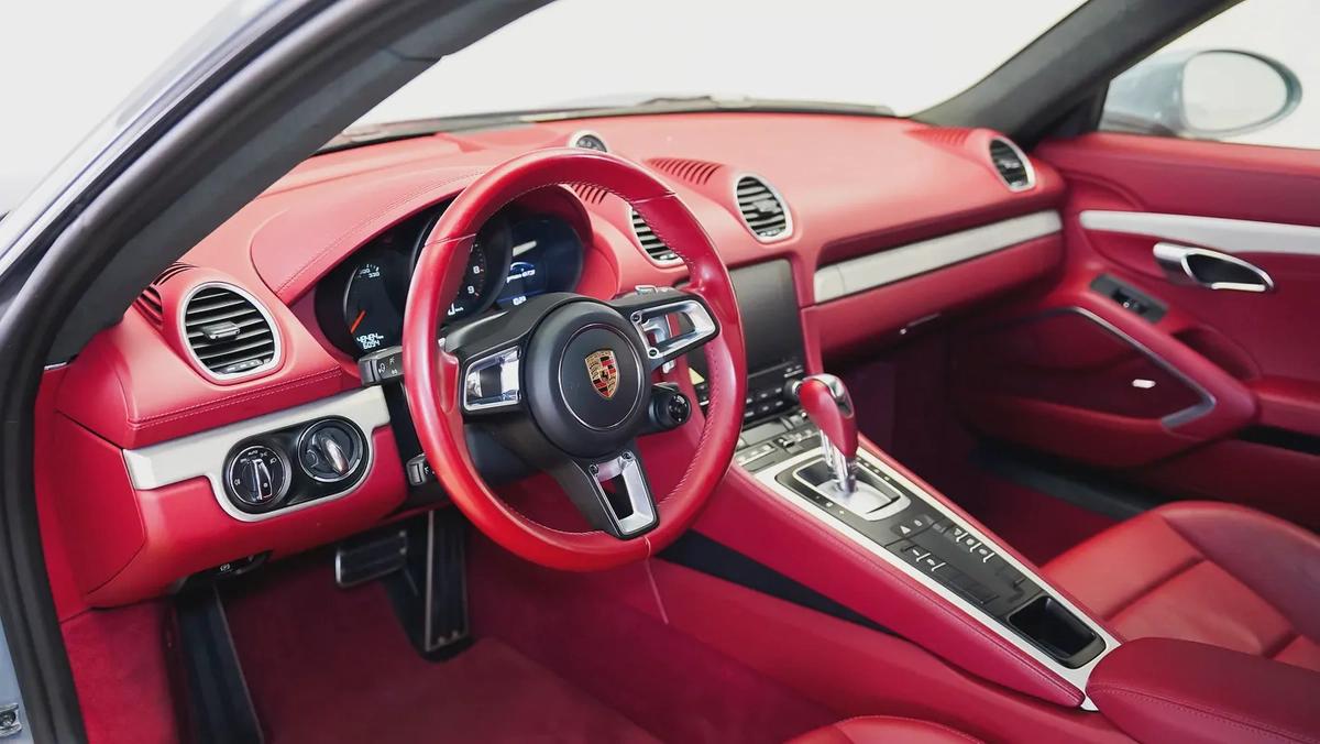 Special Offer | AED 5,725 PM | Porsche Warranty 2027 | 718 Cayman GTS 4.0-4-4