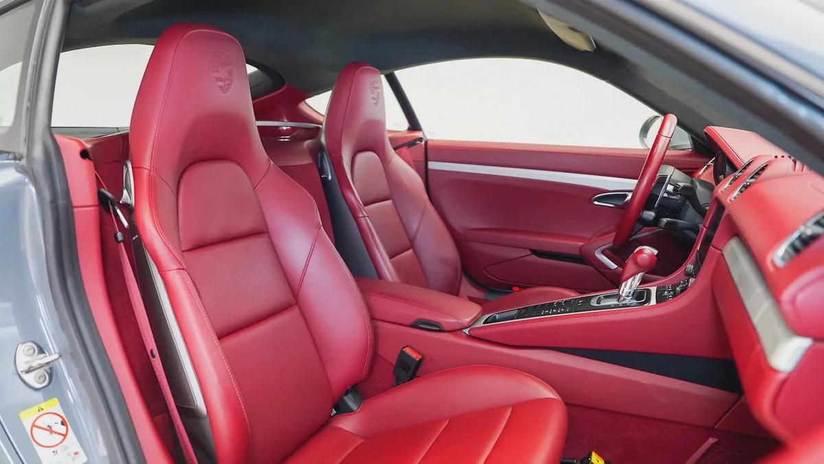 Special Offer | AED 5,725 PM | Porsche Warranty 2027 | 718 Cayman GTS 4.0-5-5