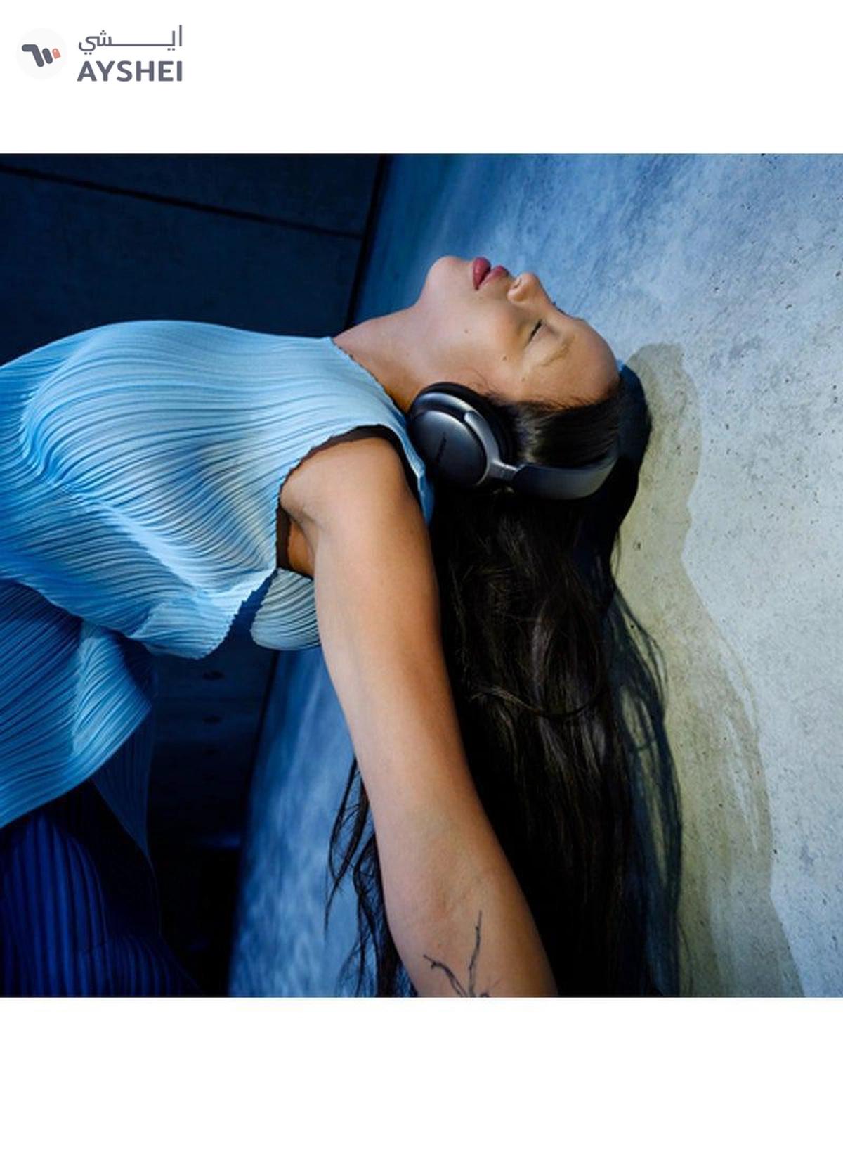 BOSE QuietComfort Ultra Wireless Noise Cancelling Headphones Black-4-4