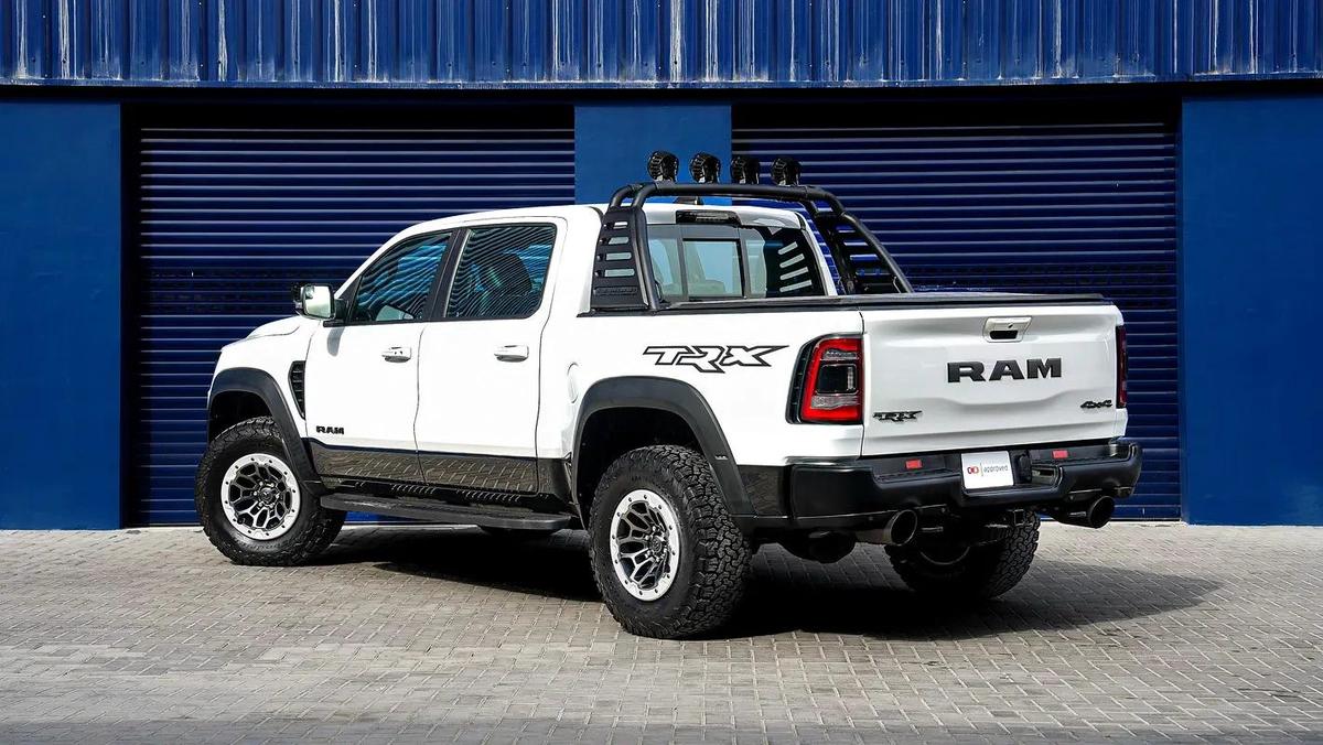 RAM 1500 TRX V8-5-5