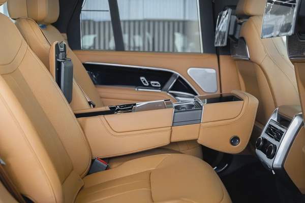 Range Rover Vogue P530 Autobiography | | GCC Specs | V8 | Full Options | 2026 (Export)