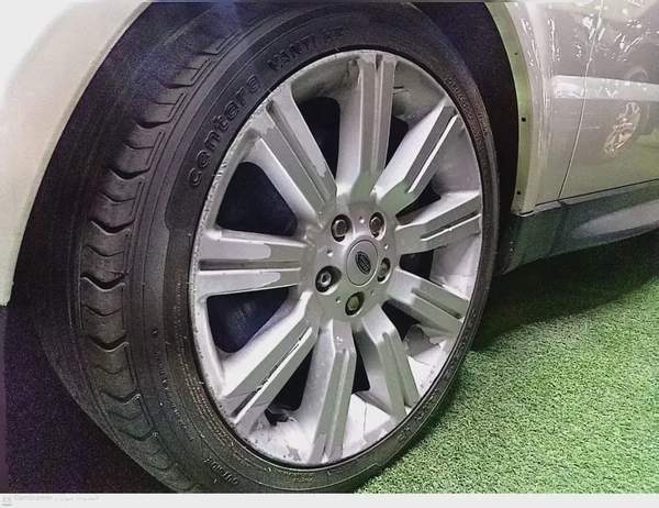 Land Rover Range Rover Sport SV 2009 - GCC Specs