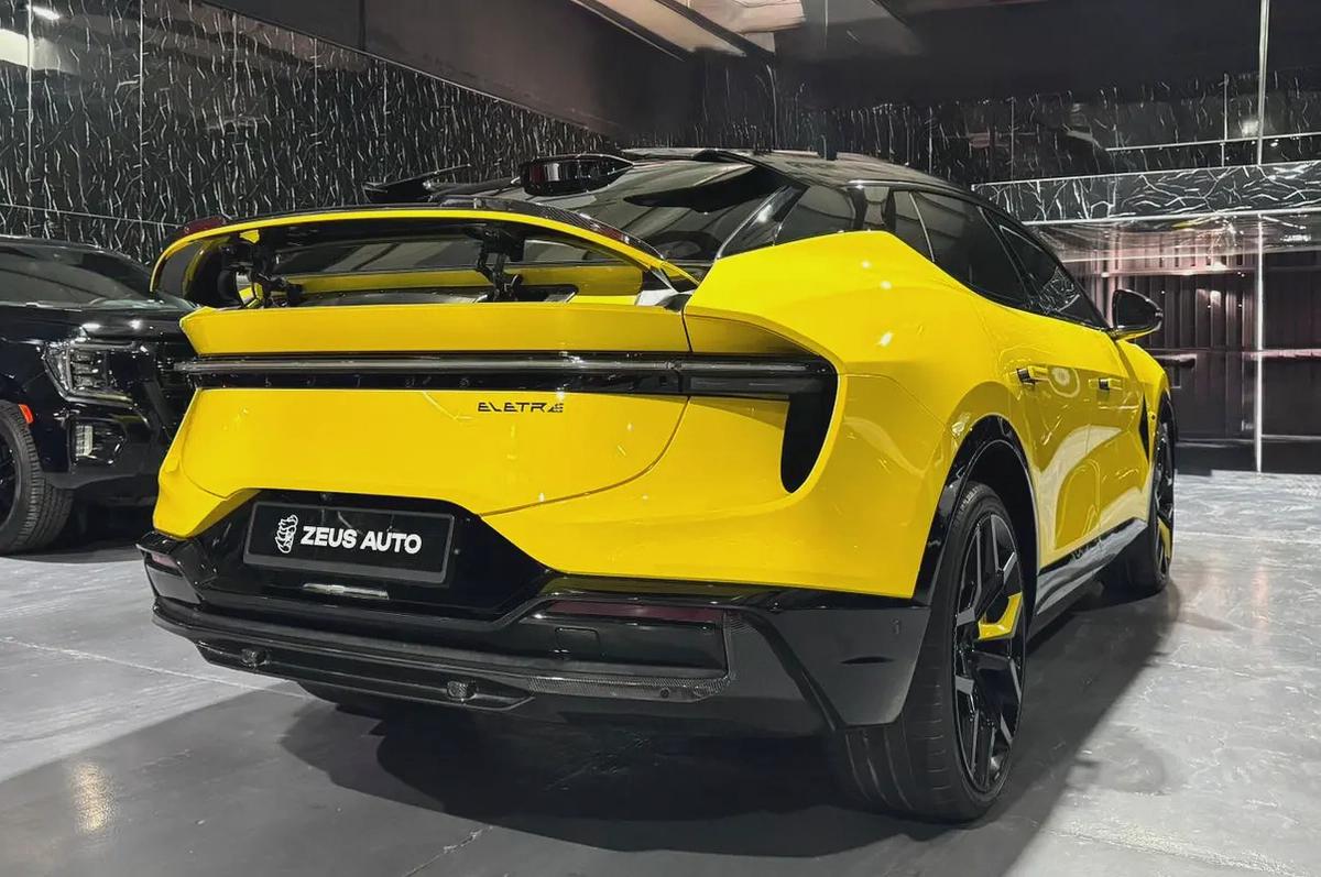 Lotus Eletre 2024 GCC specs for 450,000.00 AED-3-3