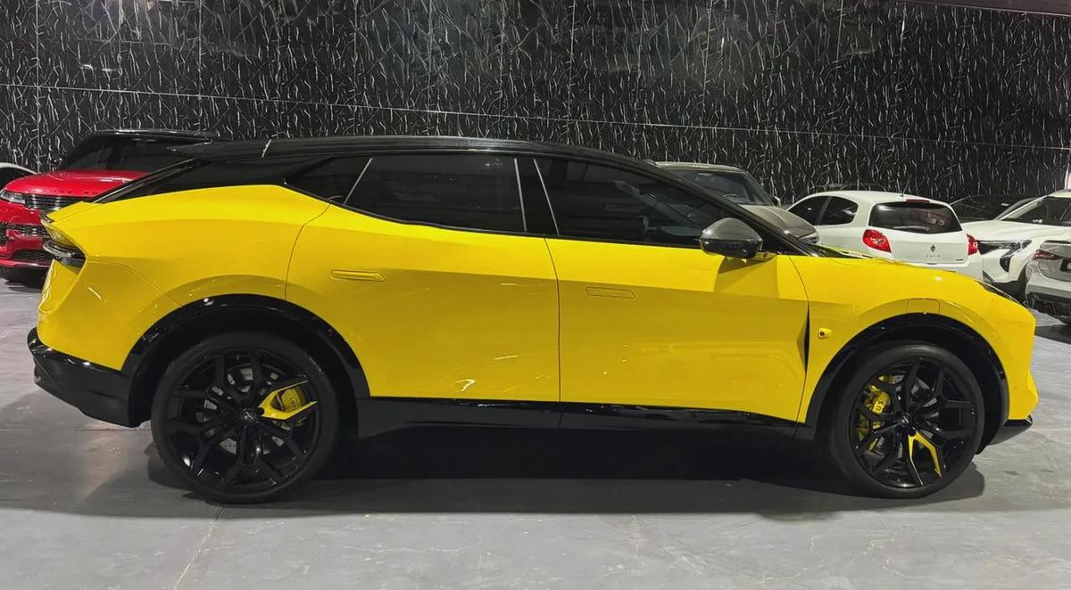 Lotus Eletre 2024 GCC specs for 450,000.00 AED-6-6