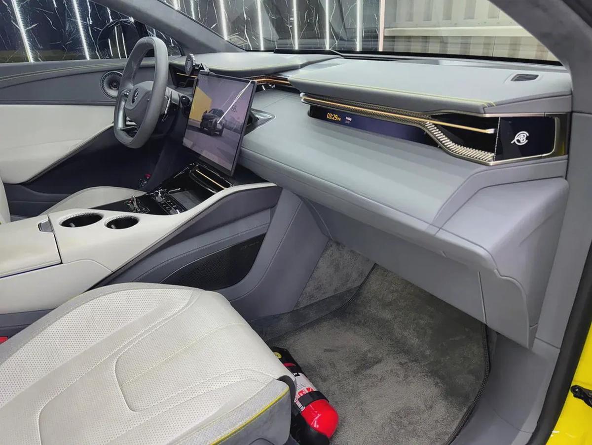 Lotus Eletre 2024 GCC specs for 450,000.00 AED-10-10