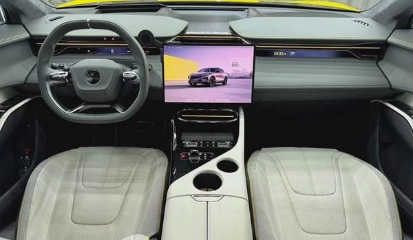 Lotus Eletre 2024 GCC specs for 450,000.00 AED