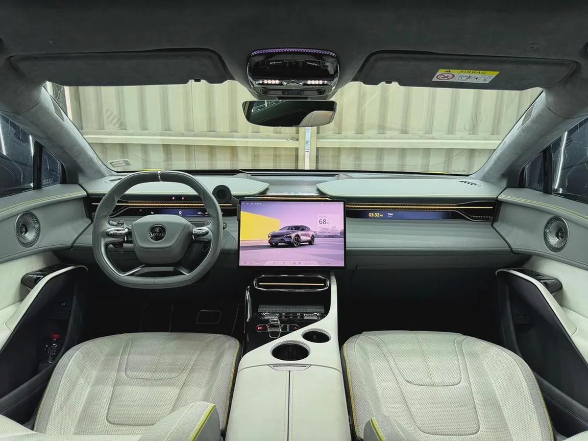 Lotus Eletre 2024 GCC specs for 450,000.00 AED-18-18