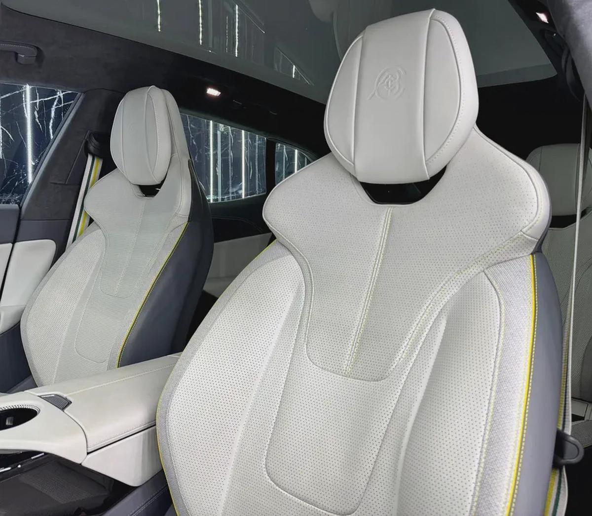 Lotus Eletre 2024 GCC specs for 450,000.00 AED-19-19